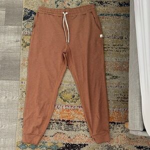 Vuori performance jogger